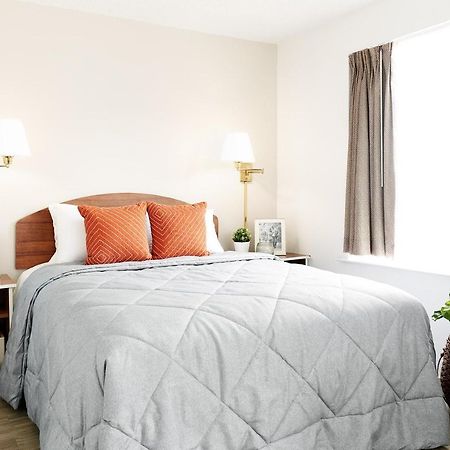 Intown Suites Extended Stay Louisville Ky - Wattbourne Lane Exteriör bild
