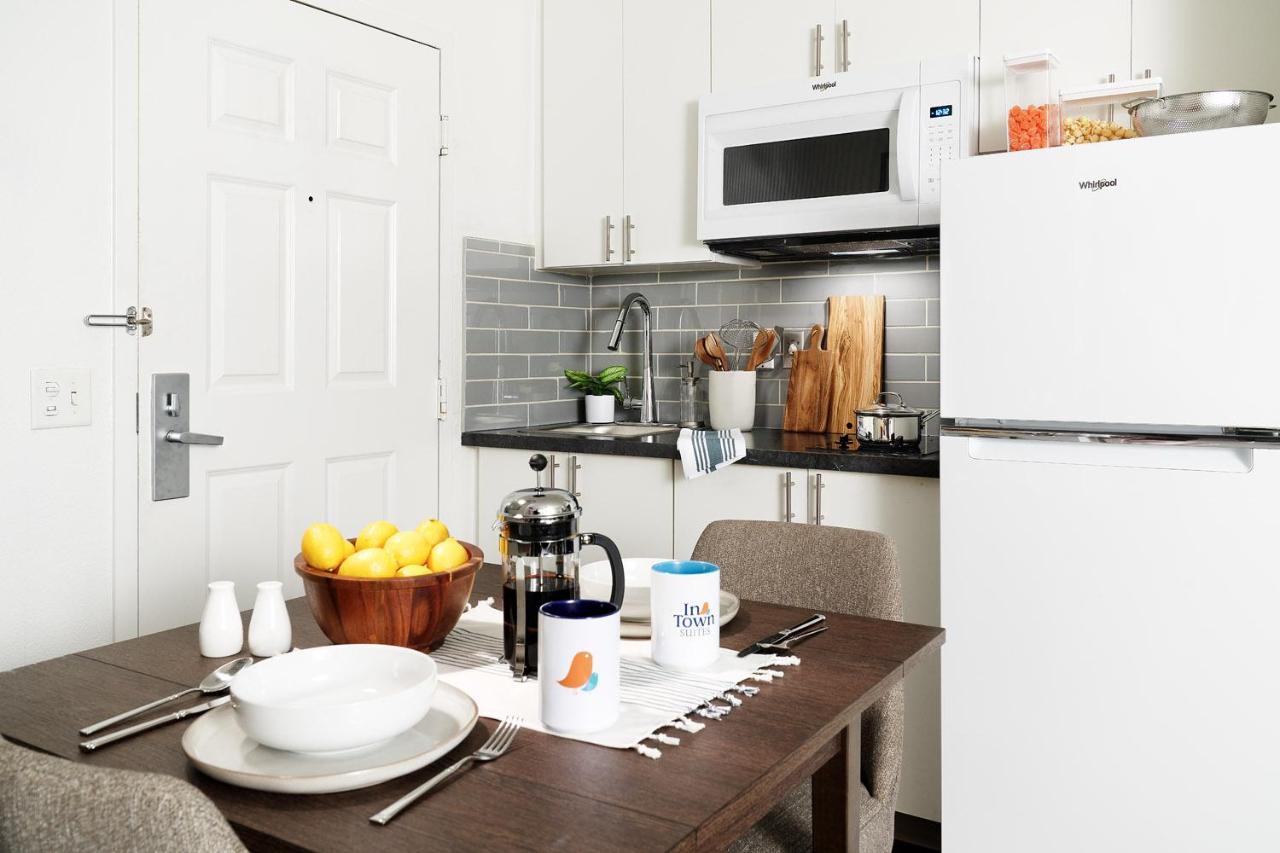 Intown Suites Extended Stay Louisville Ky - Wattbourne Lane Exteriör bild