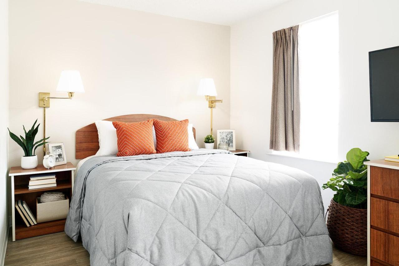 Intown Suites Extended Stay Louisville Ky - Wattbourne Lane Exteriör bild